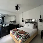 Deluxe Luxury Playa Del Hombre